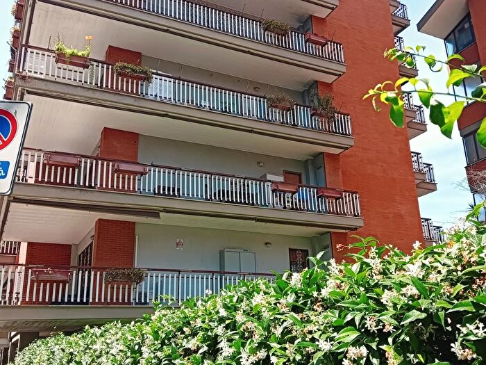 Appartamento trilocale in affitto in Viale Città dEuropa, Roma