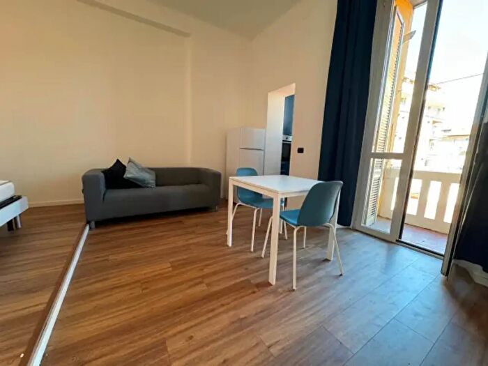 Appartamento monolocale in affitto in Via Gallarate, Milano