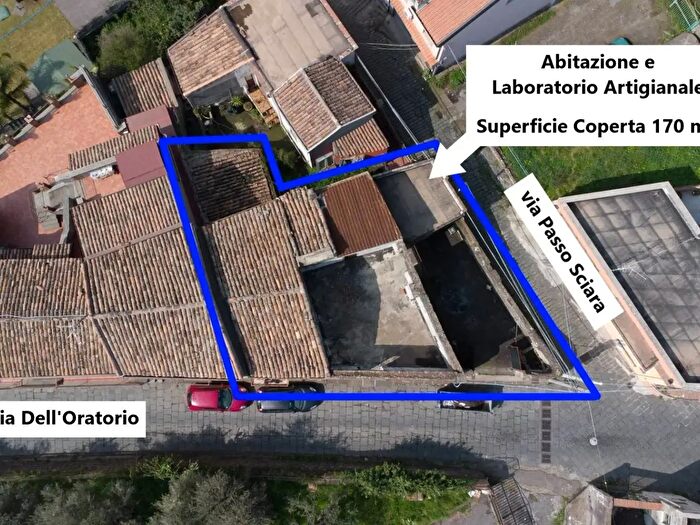 Casa con 7 locali in vendita in Via dellOratorio, Giarre