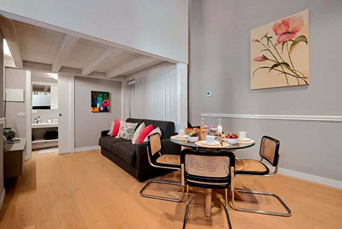 Appartamento monolocale in affitto in Via Aleardo Aleardi, Milano