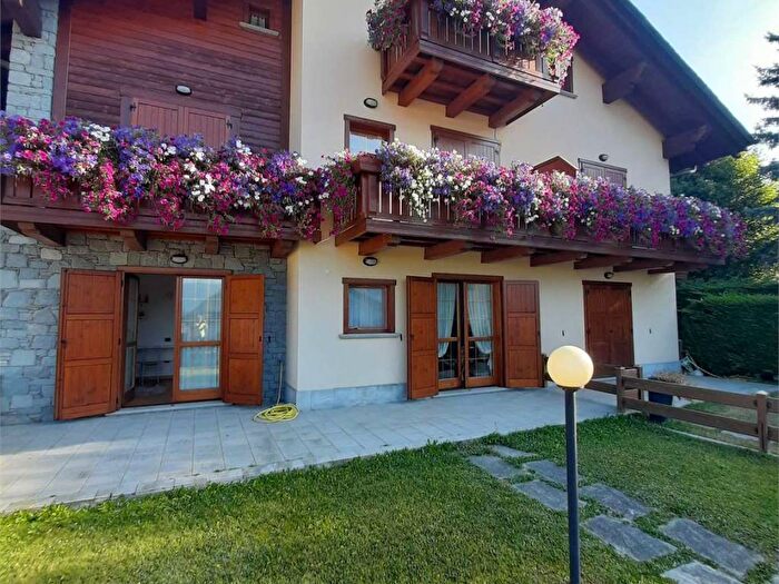 Appartamento trilocale in affitto in Centro, Bormio