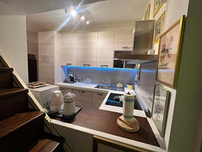 Appartamento trilocale in vendita in Via Principe Umberto, Alghero