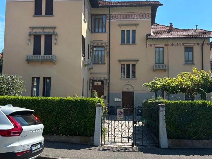 Appartamento quadrilocale in affitto in Via Filippo Turati, Biumo Inferiore Superiore, Varese