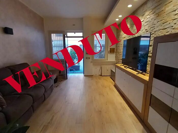 Appartamento bilocale in vendita in Via Monte Popera, Milano