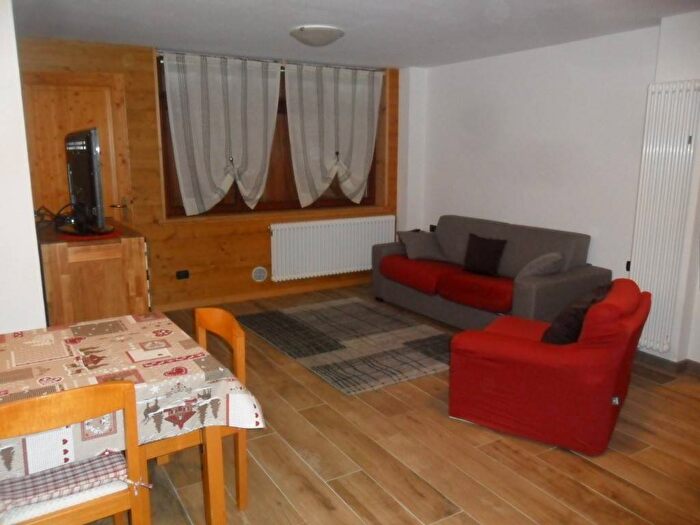Appartamento bilocale in affitto in Centro Abitato Pecetto, Staffa, Macugnaga