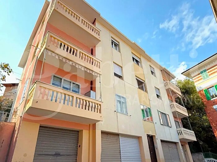 Appartamento con 5 locali in vendita in Viale Giacomo Matteotti Snc, Imperia