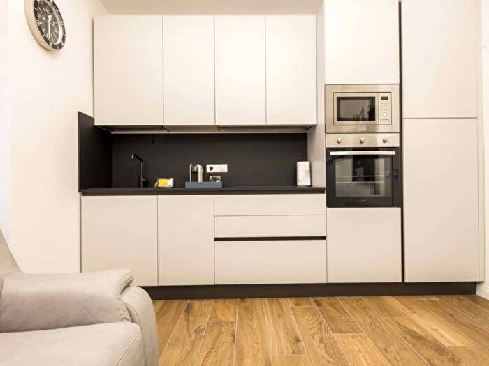 Appartamento trilocale in affitto in Via Gabriele dAnnunzio, Centro Città, Genova