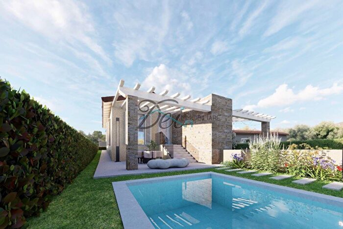 Casa con 6 locali in vendita in Via del Giardinetto, Capannori