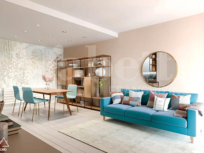 Appartamento con 6 locali in vendita in Via Vanzo, Mogliano Veneto