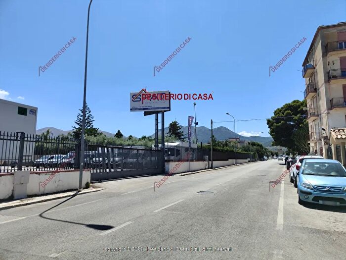 Appartamento con 5 locali in vendita in Corso Bernardo Mattarella Carini Pa Italia, Carini