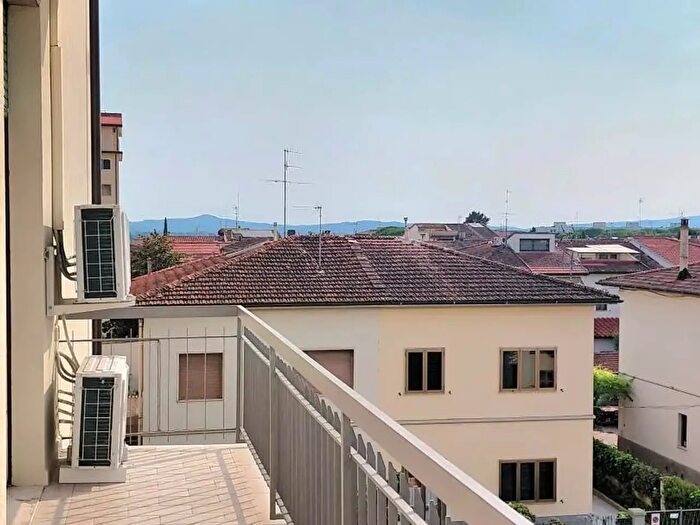 Appartamento quadrilocale in vendita in Sesto Fiorentino