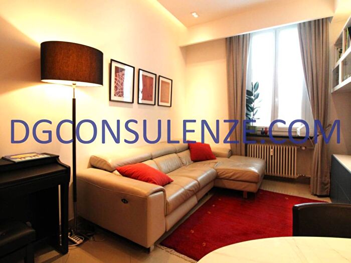 Appartamento quadrilocale in affitto in Viale Corsica, Argonne Corsica, Milano