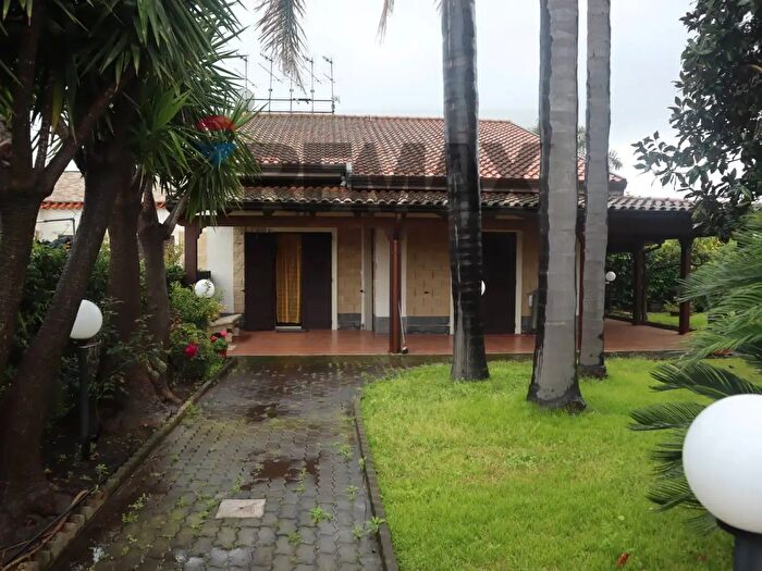 Casa trilocale in vendita in Via Dott Mario Amato, Mascali