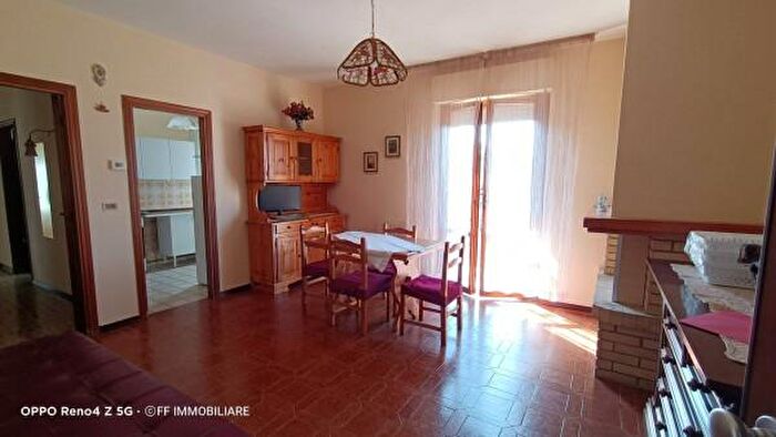Appartamento trilocale in vendita in Strada Statale Muccese, Camerino