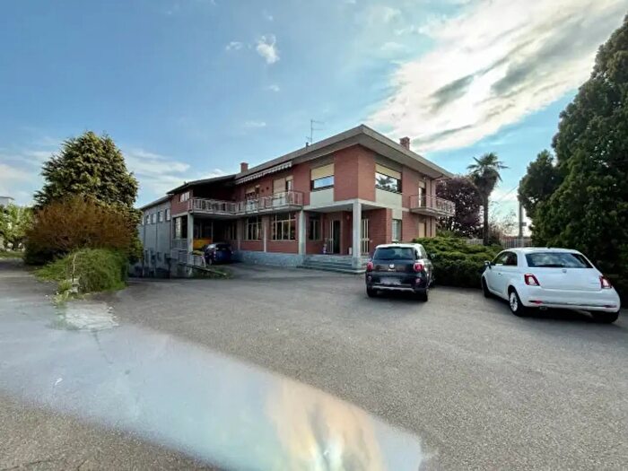 Casa con 6 locali in vendita in Via Chiebbia, Ronco Biellese