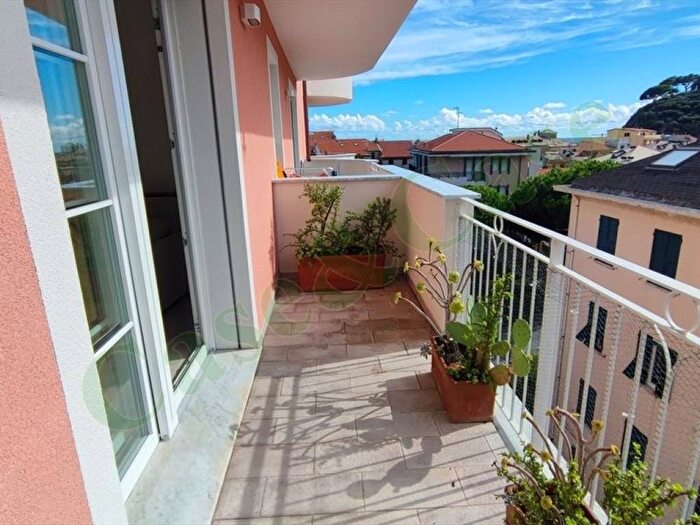 Appartamento monolocale in affitto in Via Poggi, Celle Ligure Pecorile, Celle Ligure
