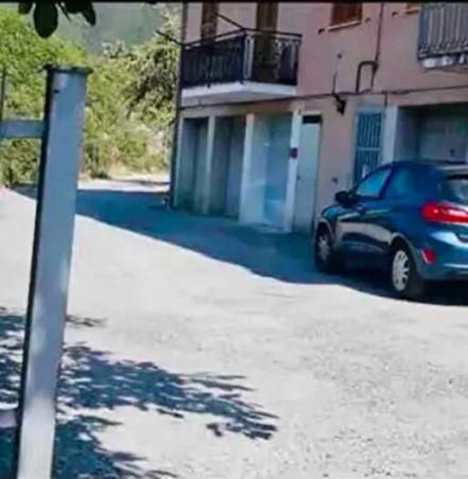 Appartamento trilocale in vendita in Via Vecchia, Corte Brugnatella