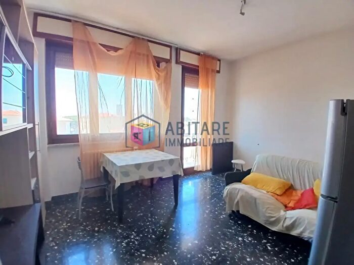 Appartamento con 5 locali in vendita in Livorno