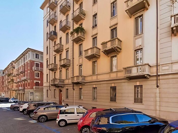 Appartamento quadrilocale in affitto in Via Evangelista Torricelli, Crocetta, Torino