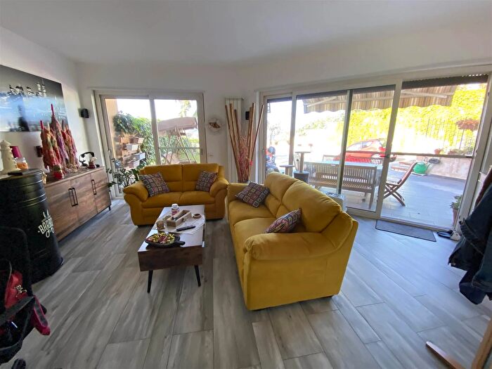 Casa trilocale in vendita in Soverato