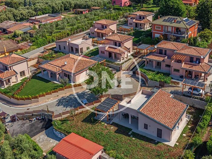 Casa con 5 locali in vendita in Via Colle Palombara, Zagarolo