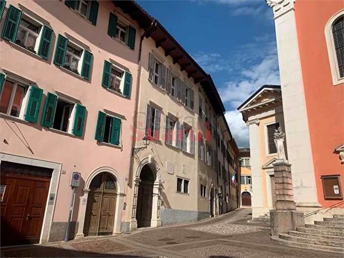 Appartamento quadrilocale in vendita in Rovereto