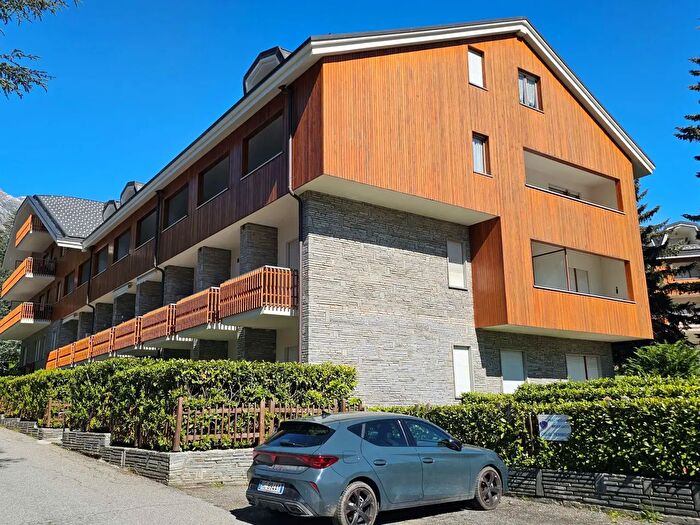 Appartamento con 5 locali in vendita in Via Alfieri, Bardonecchia