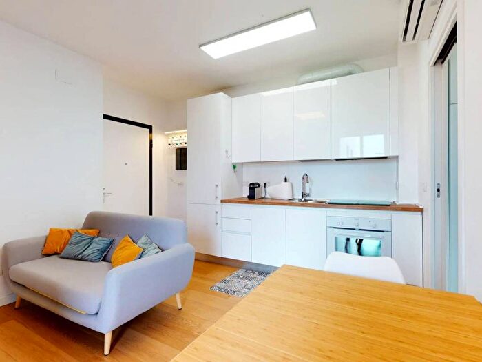 Appartamento bilocale in affitto in VIA COSENZ, Bovisa, Milano