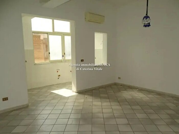Appartamento trilocale in affitto in Via Cefalù, Villabate