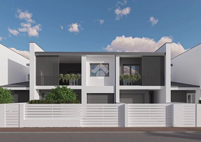 Appartamento trilocale in vendita in Via Riscossa, Rio Saliceto