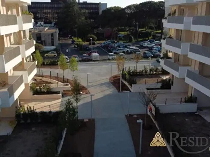 Appartamento trilocale in vendita in Via della Vignaccia, Roma