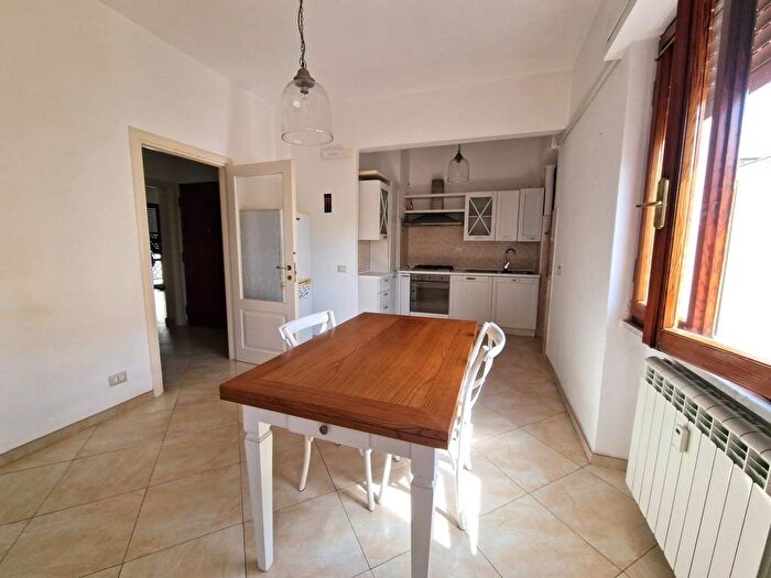 Appartamento quadrilocale in vendita in Carrara