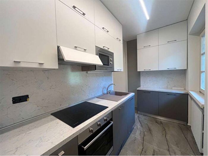 Appartamento trilocale in affitto in STRADA SANTA BRIGIDA, Santa Brigida, Moncalieri