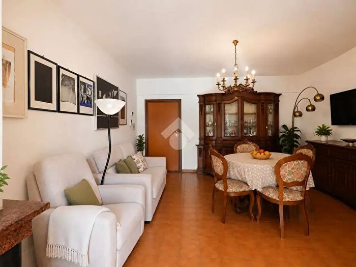 Appartamento trilocale in vendita in Via Staderini, Terni