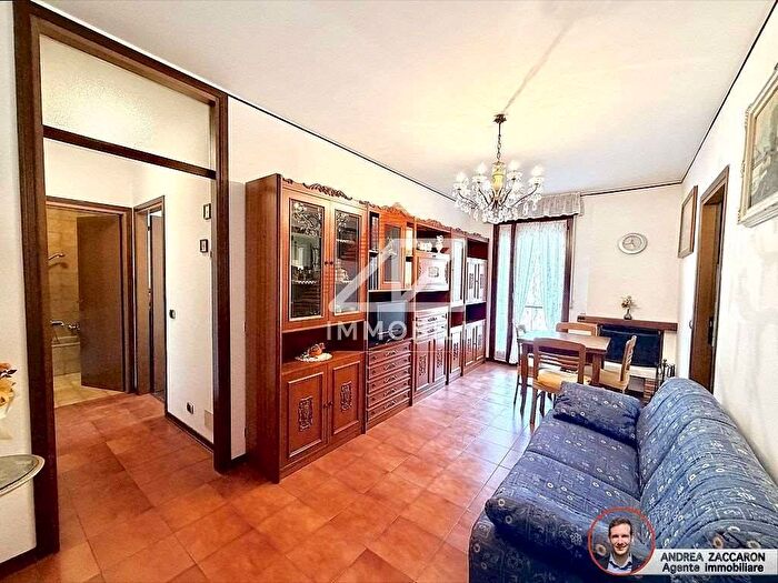 Appartamento bilocale in affitto in Via ciclamino, Centro, Refrontolo