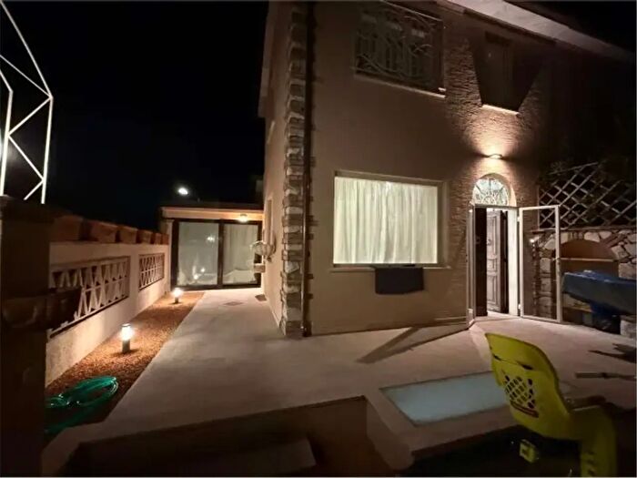 Casa con 6 locali in vendita in Via Francesco Donati, Forte Dei Marmi