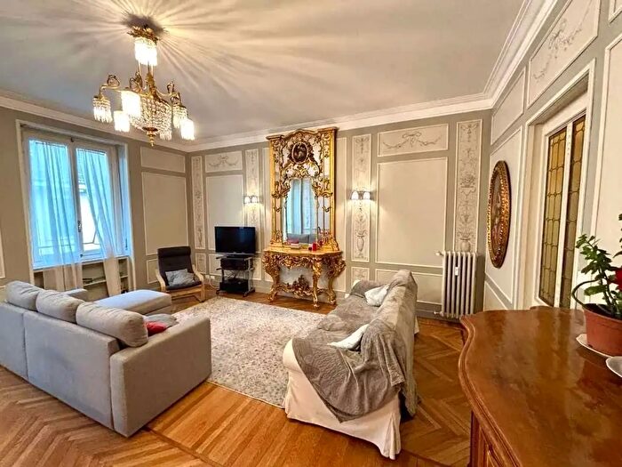 Appartamento con 6 locali in affitto in Via Amedeo Peyron, Torino