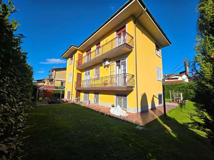 Appartamento con 8 locali in vendita in Piani Pieve, Castelnuovo Di Garfagnana