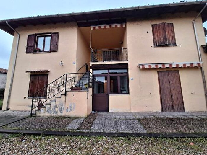 Casa con 6 locali in vendita in Via Valeggio, Alagna