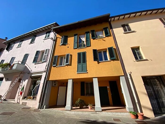 Appartamento in vendita in Piazza Andrea Costa Borgo Tossignano, Borgo Tossignano
