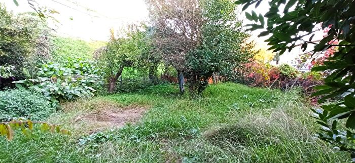 Casa con 9 locali in vendita in Lucca