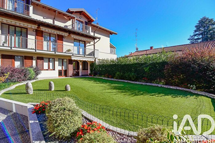 Appartamento trilocale in vendita in Piazza Giovanni Falcone, Bregnano