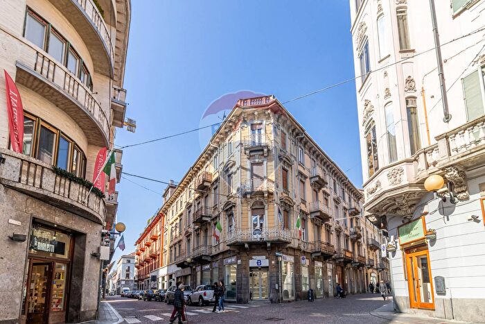 Appartamento con 5 locali in vendita in Via Italia, Biella