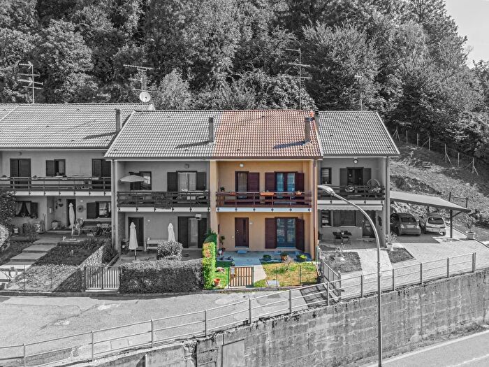 Casa trilocale in vendita in Borgo Curminie, Montenars