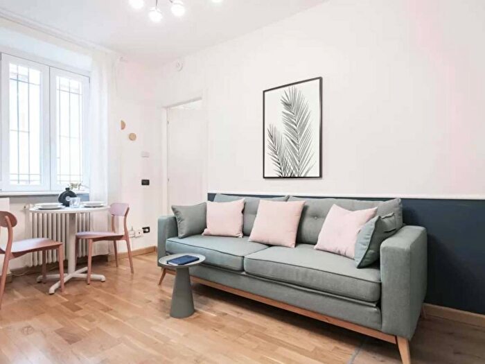 Appartamento bilocale in affitto in Via Felice Casati, Buenos Aires, Milano