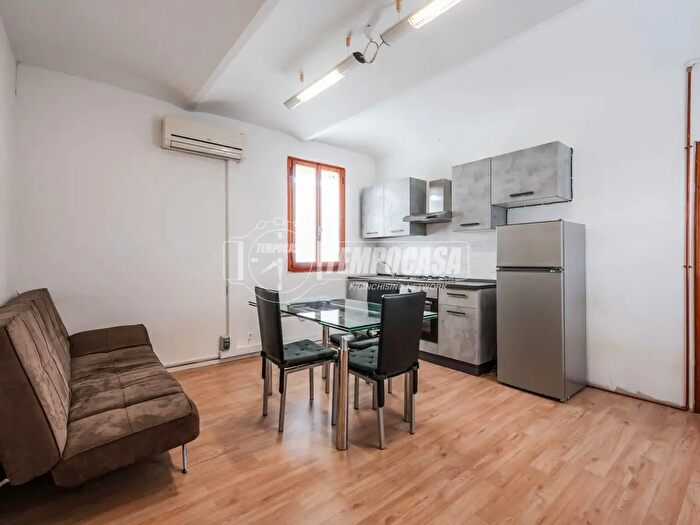 Appartamento bilocale in vendita in Stradello Bastogi, Modena