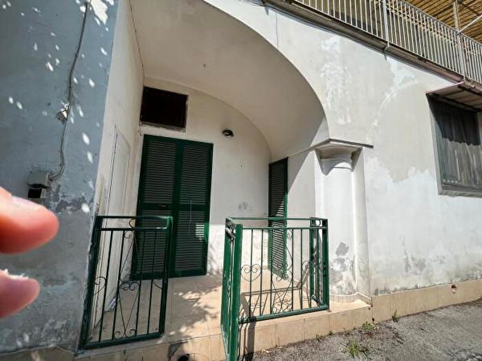 Appartamento bilocale in vendita in Via Roma, Mugnano Di Napoli