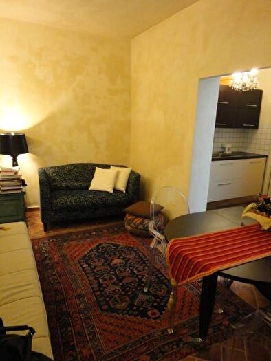 Appartamento trilocale in affitto in Via Santa Caterina, San Domenico Fontebranda, Siena