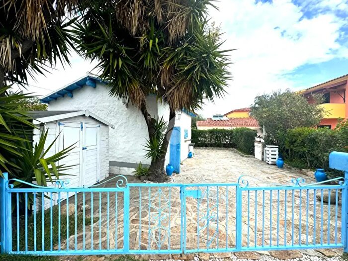 Casa bilocale in vendita in Via Taloro, Budoni