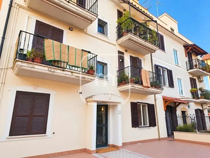 Appartamento bilocale in vendita in Via Orazio Borgianni, Roma